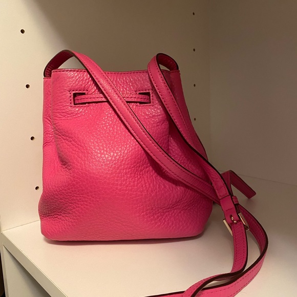 Kate spade small bucket bag - Picture 3 of 8
